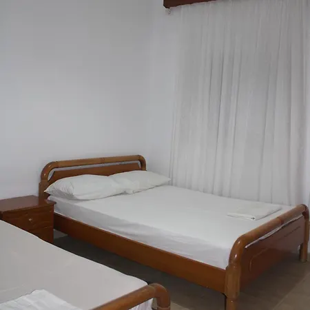 Guest house Luiza Sarande